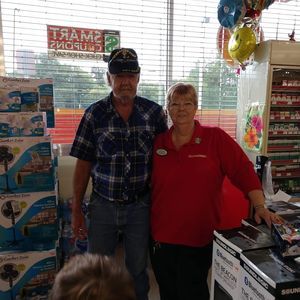 Meet your Posher, Debbie